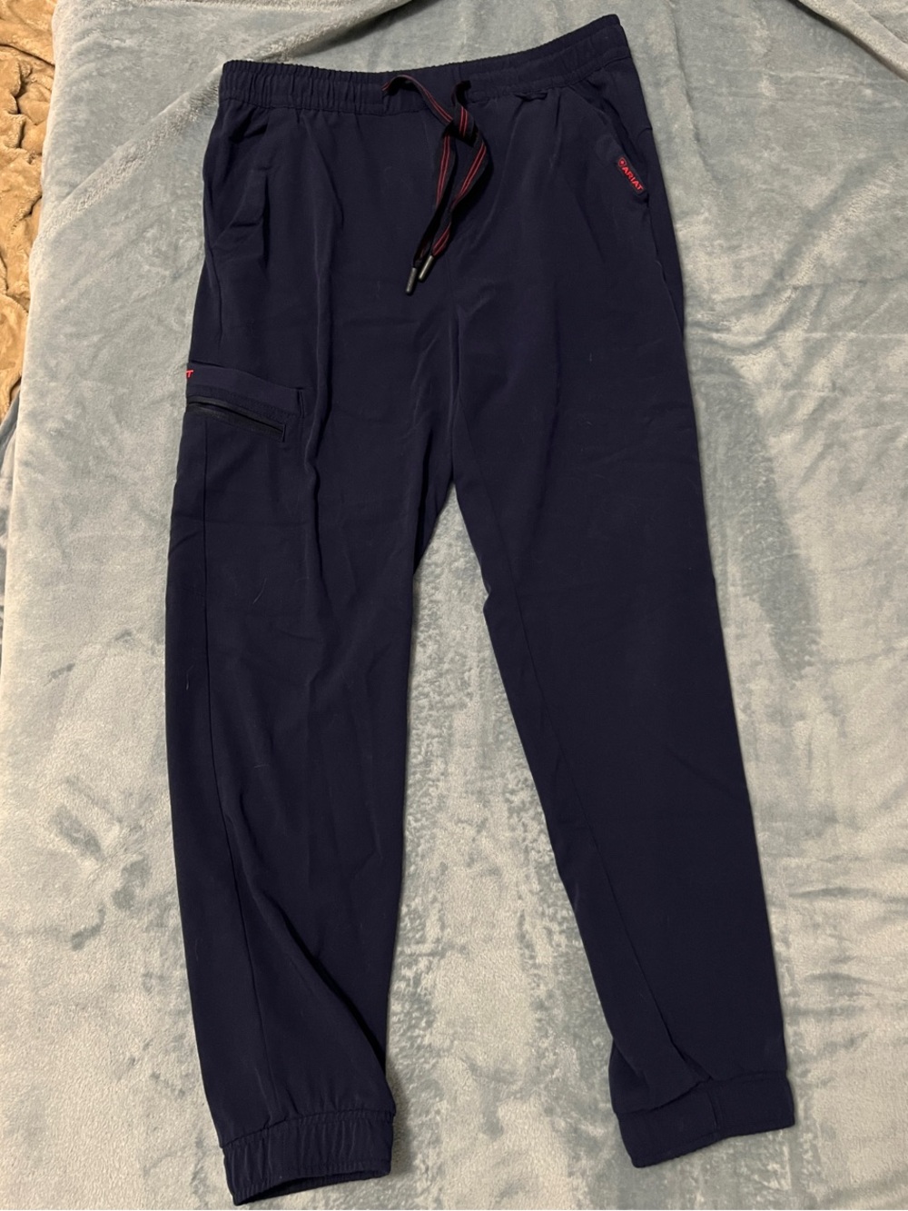 Ariat Navy Men’s Drew Cargo Stretch Jogger Scrub Pant